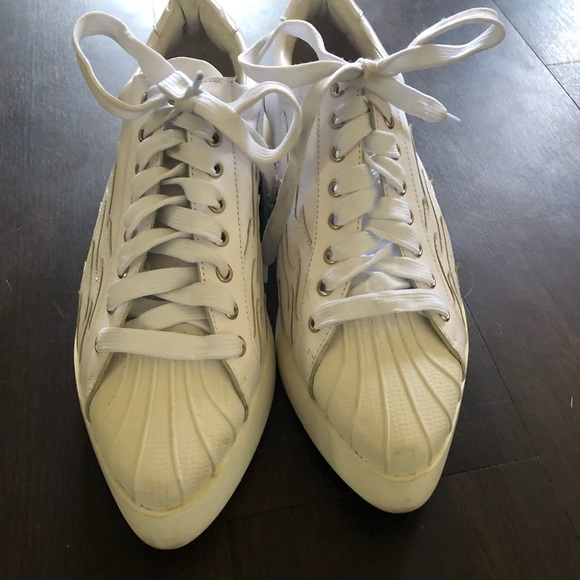 Sold! - Picture 6 of 8